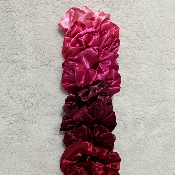 Colorful Scrunchies - Picture 5 of 15